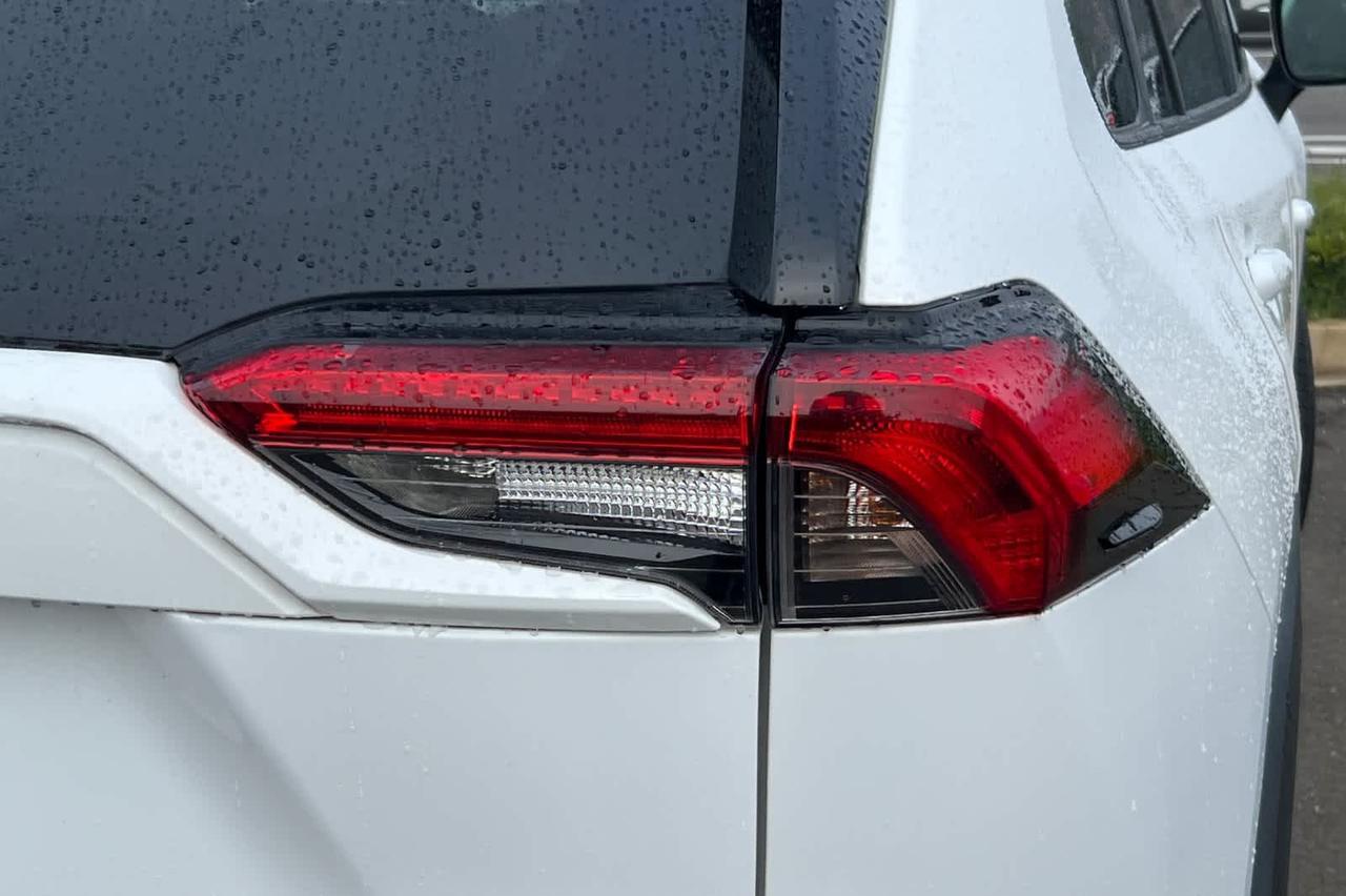 2022 Toyota RAV4 Hybrid XLE Roseville CA