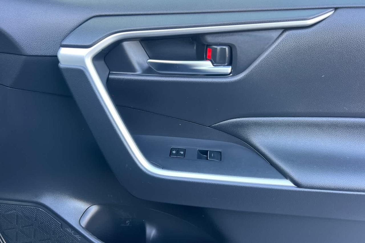 2022 Toyota RAV4 Hybrid XLE Roseville CA