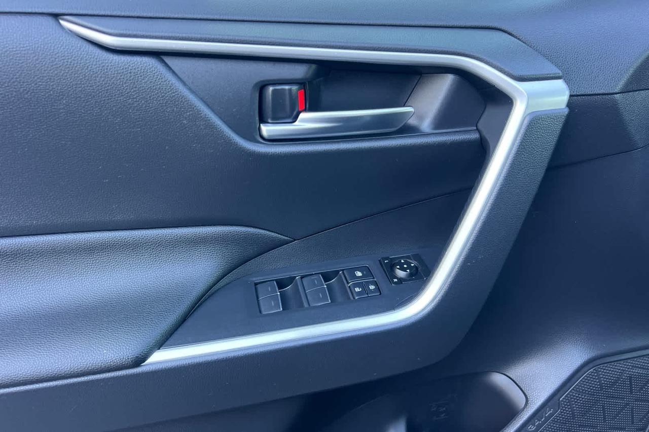 2022 Toyota RAV4 Hybrid XLE Roseville CA