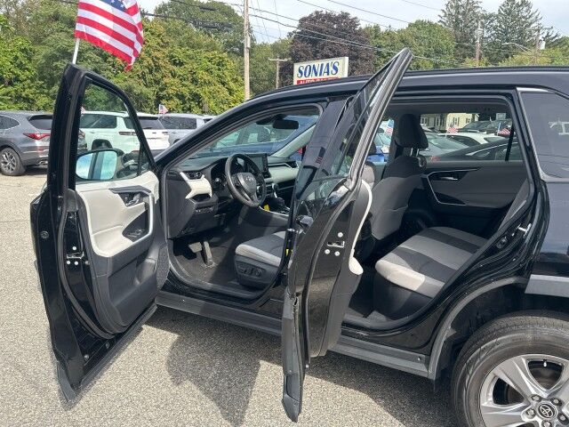 2022 Toyota RAV4 Hybrid XLE Worcester MA