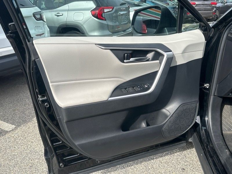 2022 Toyota RAV4 Hybrid XLE Worcester MA