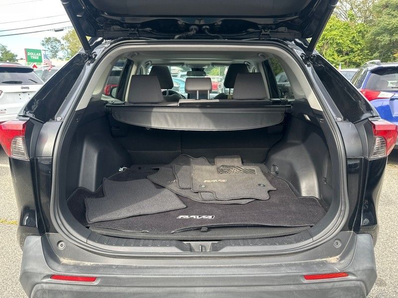 2022 Toyota RAV4 Hybrid XLE Worcester MA