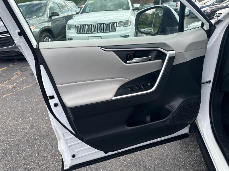 2022 Toyota RAV4 Hybrid XLE Worcester MA