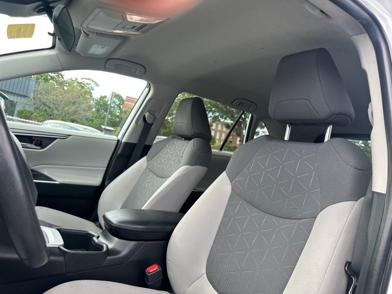 2022 Toyota RAV4 Hybrid XLE Worcester MA