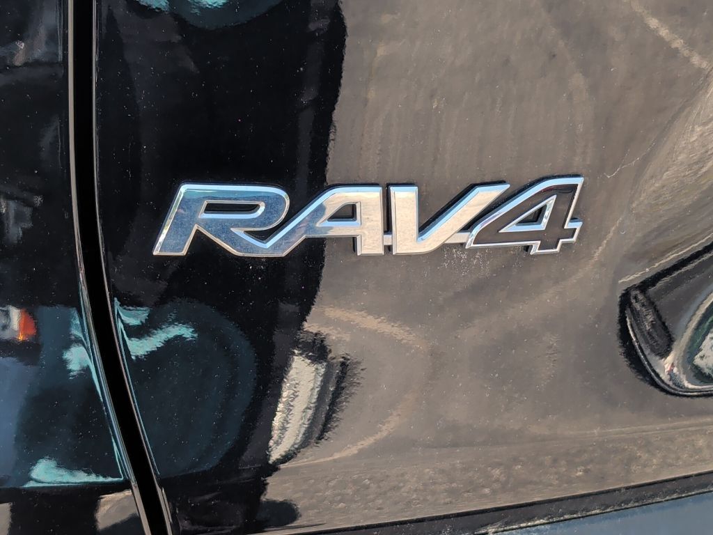 2022 Toyota RAV4 Hybrid XLE Worcester MA