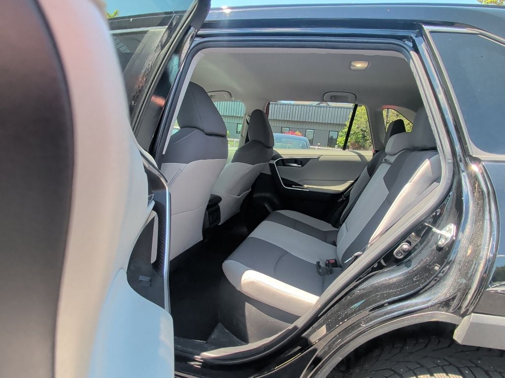 2022 Toyota RAV4 Hybrid XLE Worcester MA