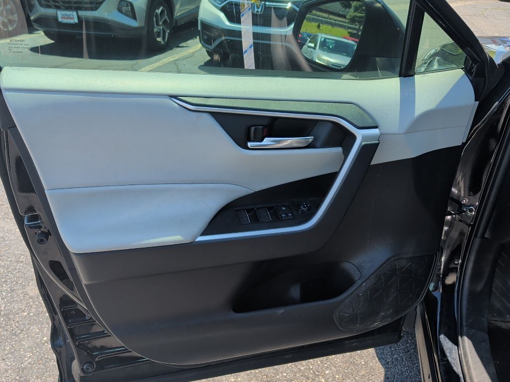2022 Toyota RAV4 Hybrid XLE Worcester MA