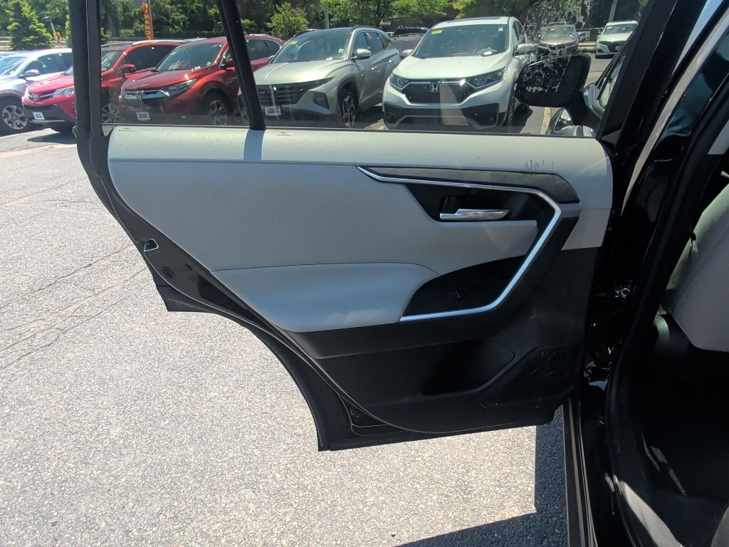 2022 Toyota RAV4 Hybrid XLE Worcester MA