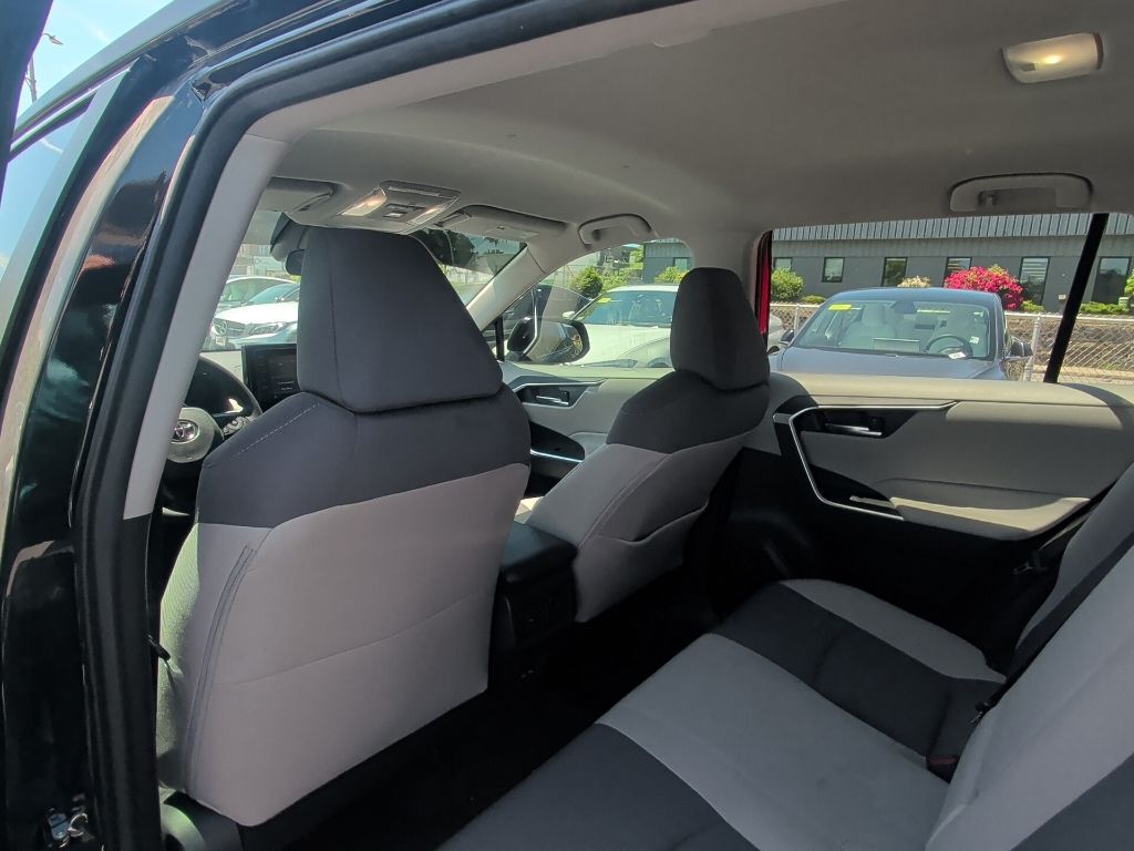 2022 Toyota RAV4 Hybrid XLE Worcester MA
