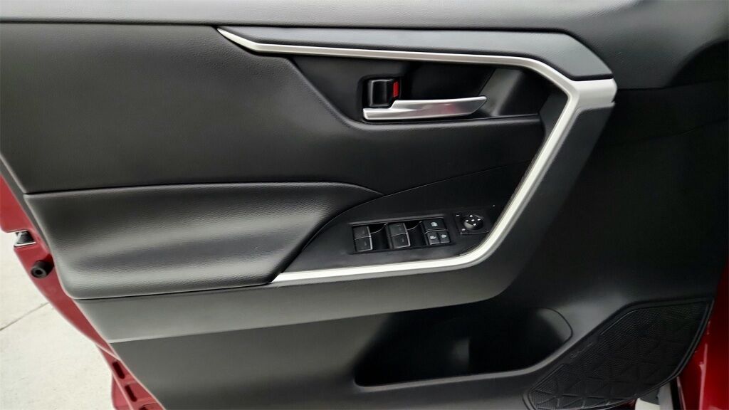 2022 Toyota RAV4 Hybrid XLE Laurel MD