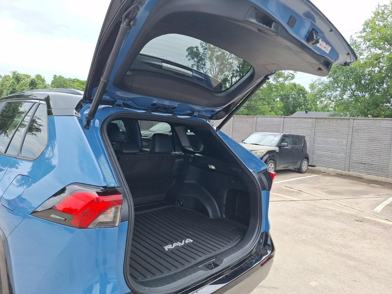 2022 Toyota RAV4 Hybrid XSE Hurst TX