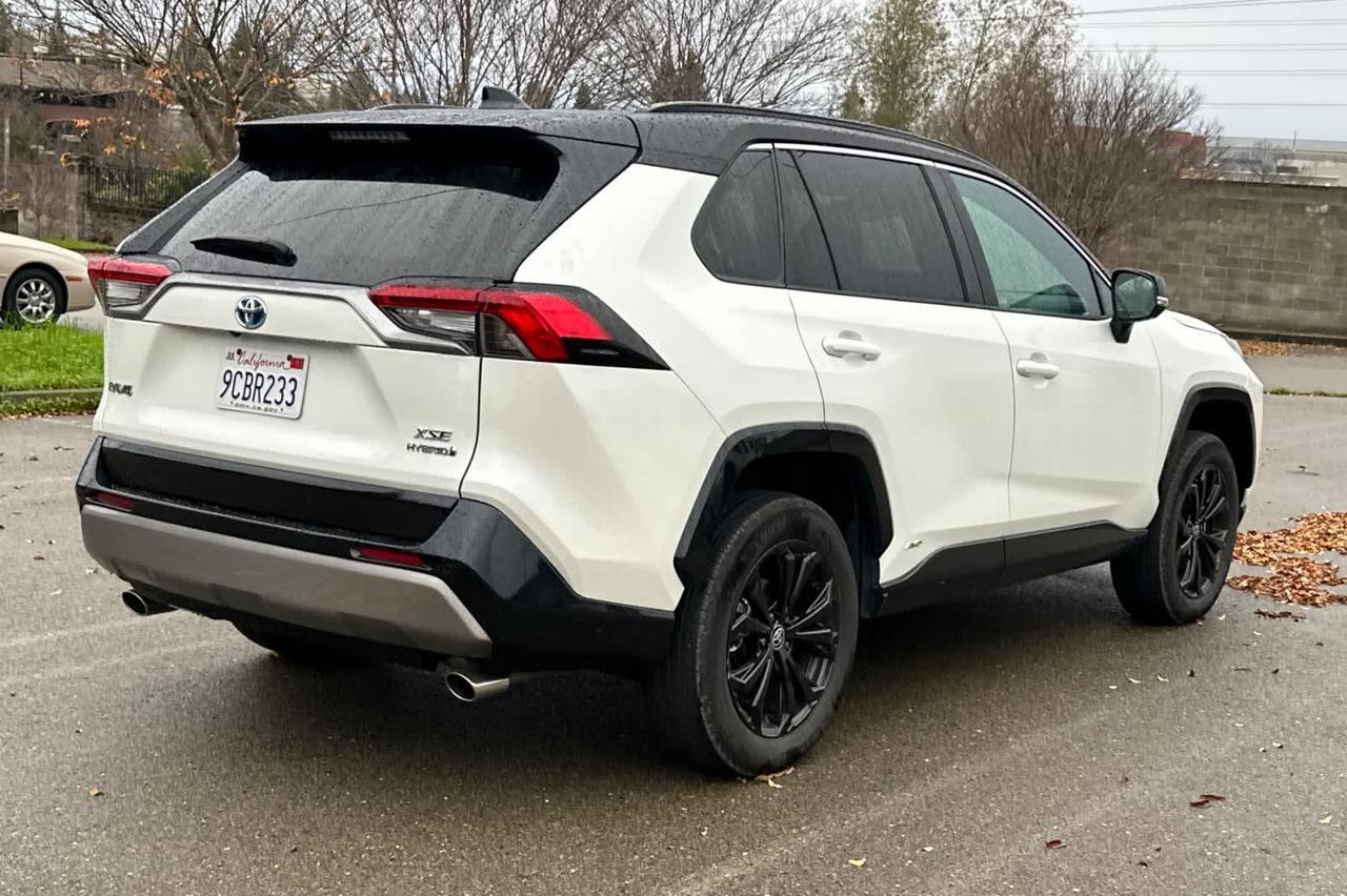 2022 Toyota RAV4 Hybrid XSE