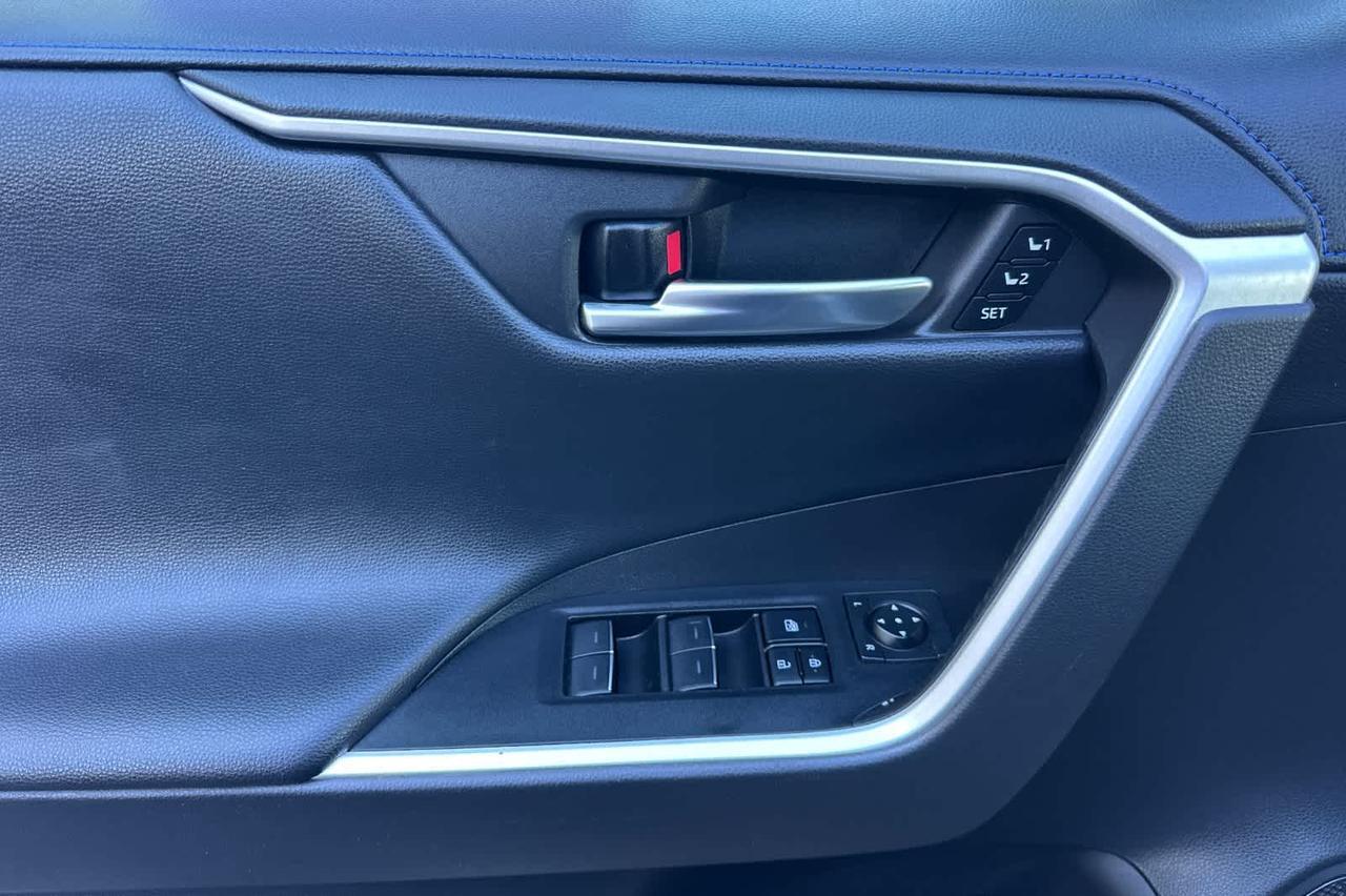 2022 Toyota RAV4 Hybrid XSE Roseville CA