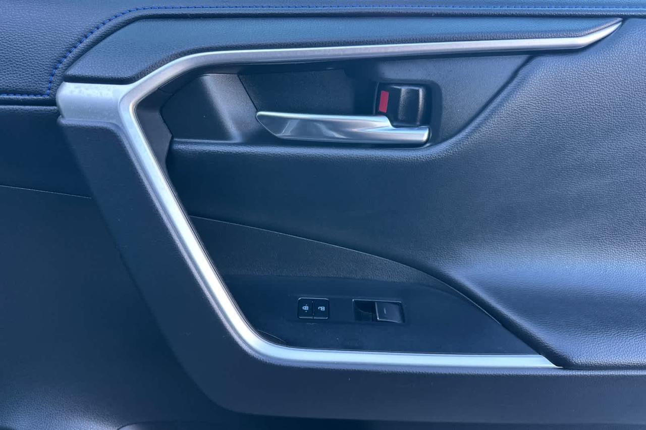 2022 Toyota RAV4 Hybrid XSE Roseville CA