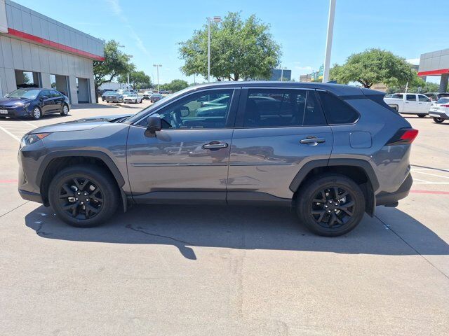 2022 Toyota RAV4 LE Hurst TX