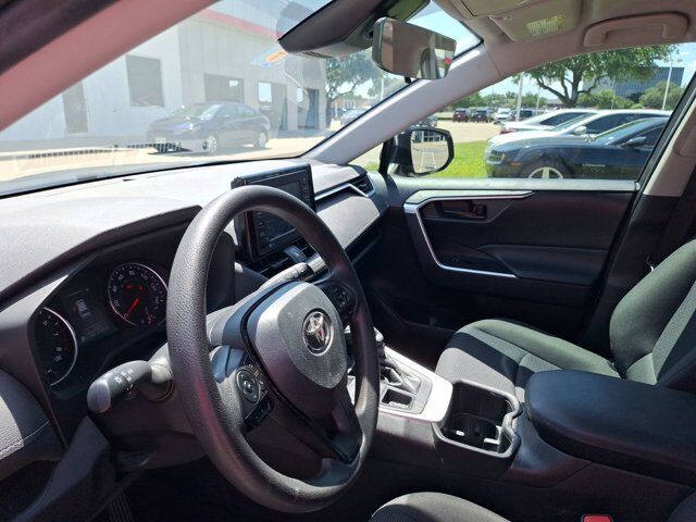 2022 Toyota RAV4 LE Hurst TX