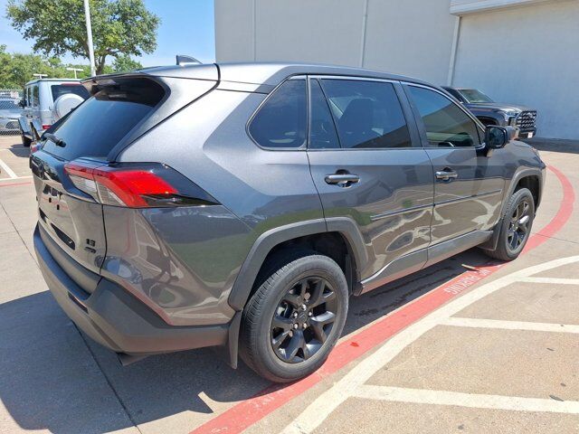 2022 Toyota RAV4 LE Hurst TX