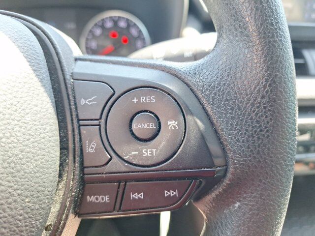 2022 Toyota RAV4 LE Hurst TX