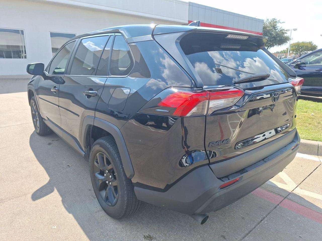 2022 Toyota RAV4 LE Hurst TX