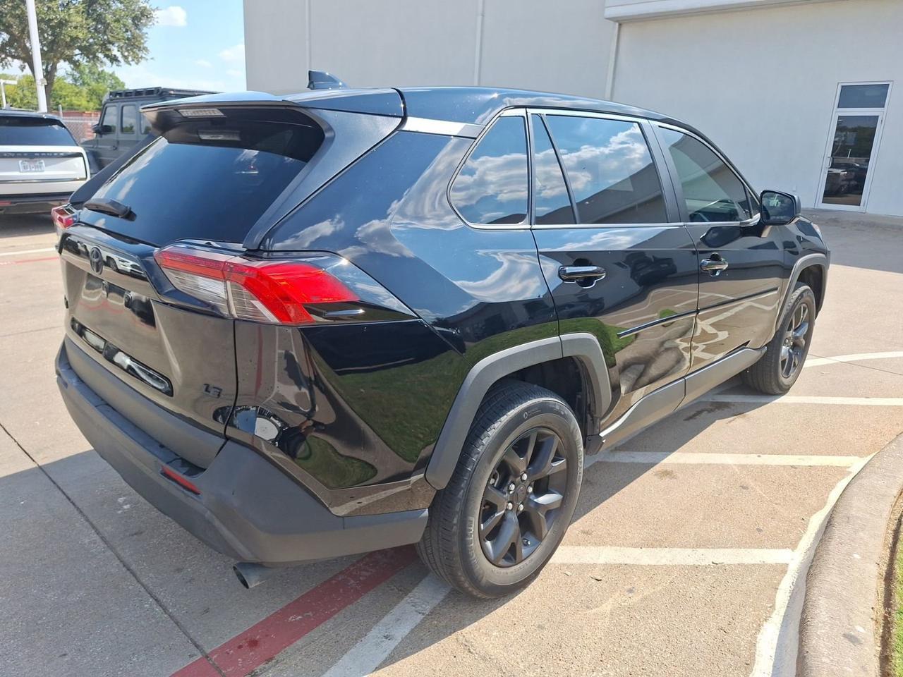 2022 Toyota RAV4 LE Hurst TX