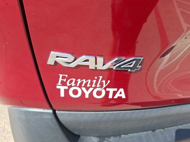 2022 Toyota RAV4 LE Hurst TX