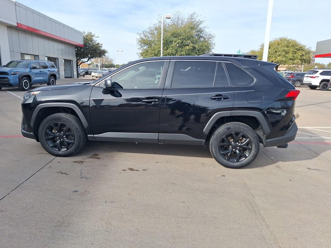 2022 Toyota RAV4 LE Hurst TX