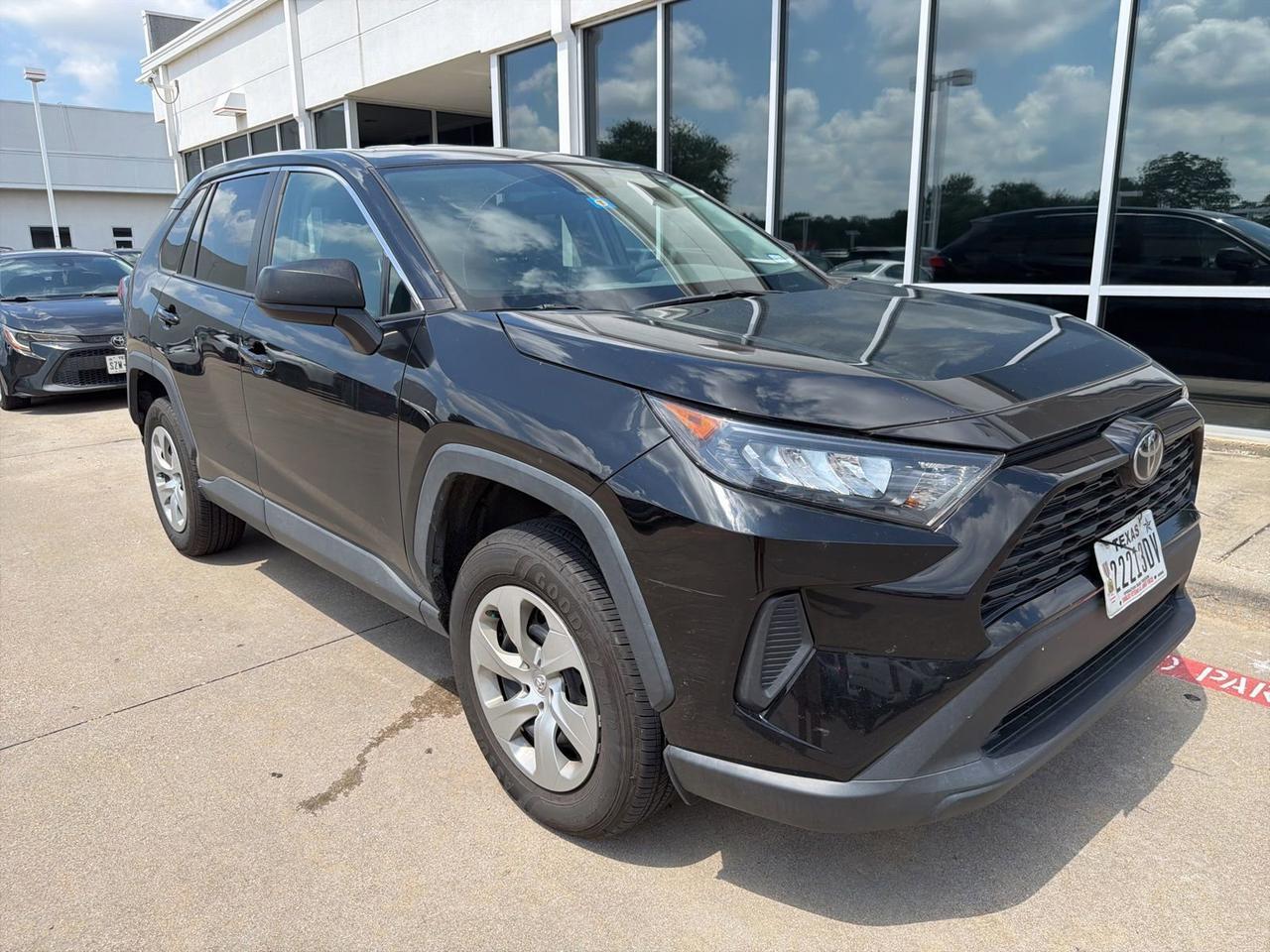 2022 Toyota RAV4 LE Hurst TX