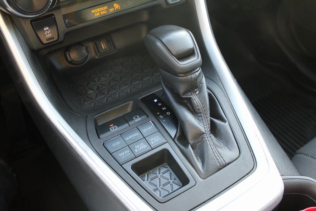 2022 Toyota RAV4 LE Klamath Falls OR