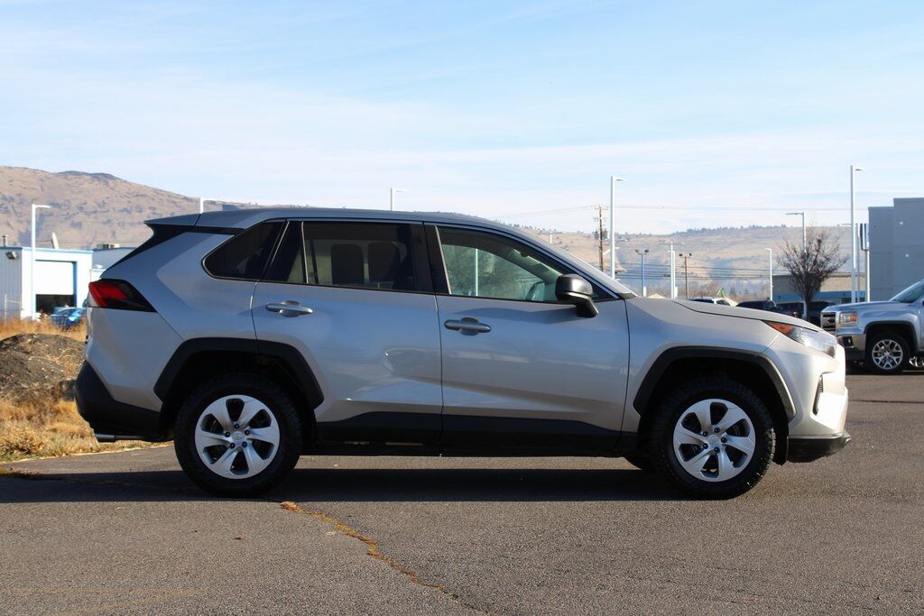 2022 Toyota RAV4 LE Klamath Falls OR