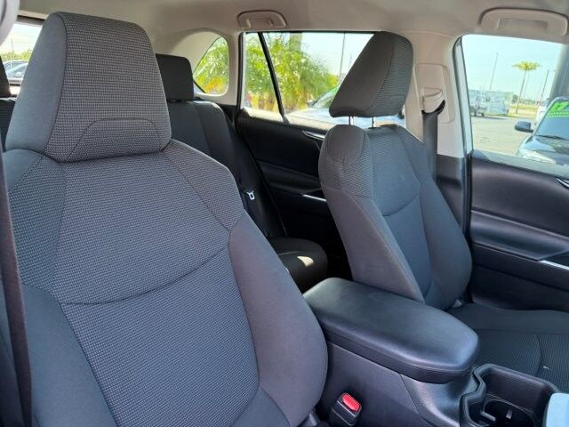 2022 Toyota RAV4 LE Punta Gorda FL