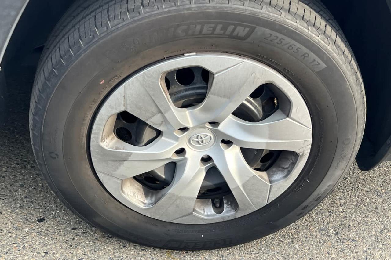 2022 Toyota RAV4 LE Roseville CA