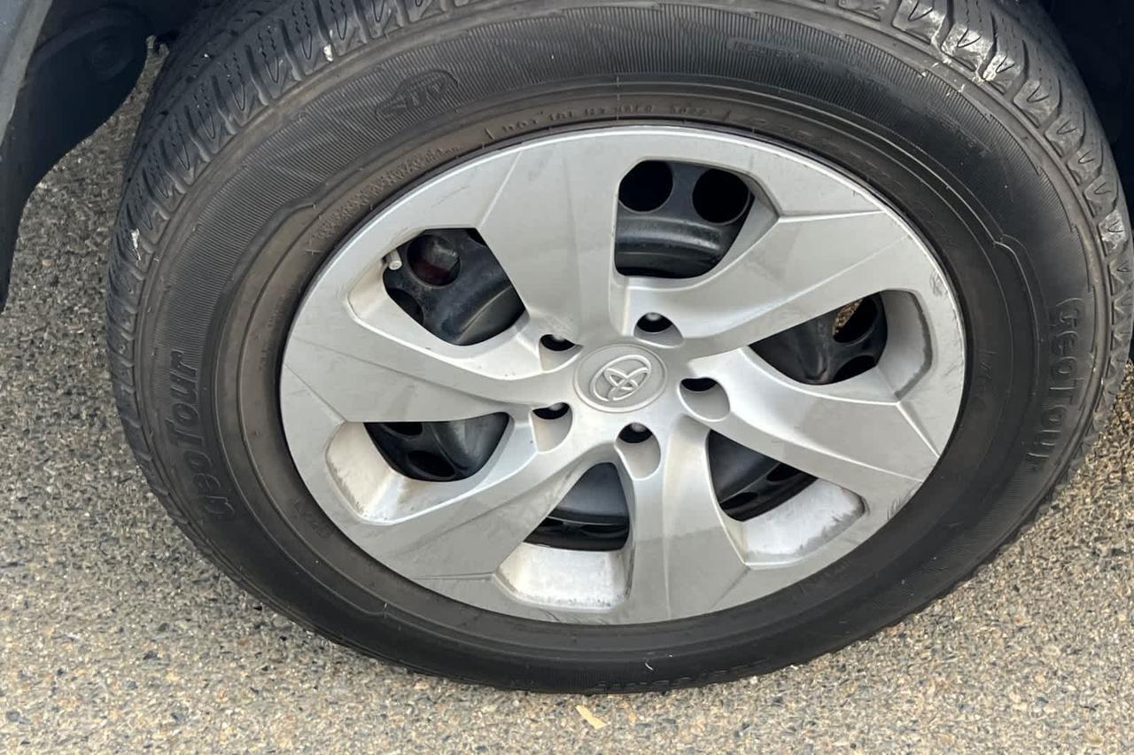 2022 Toyota RAV4 LE Roseville CA