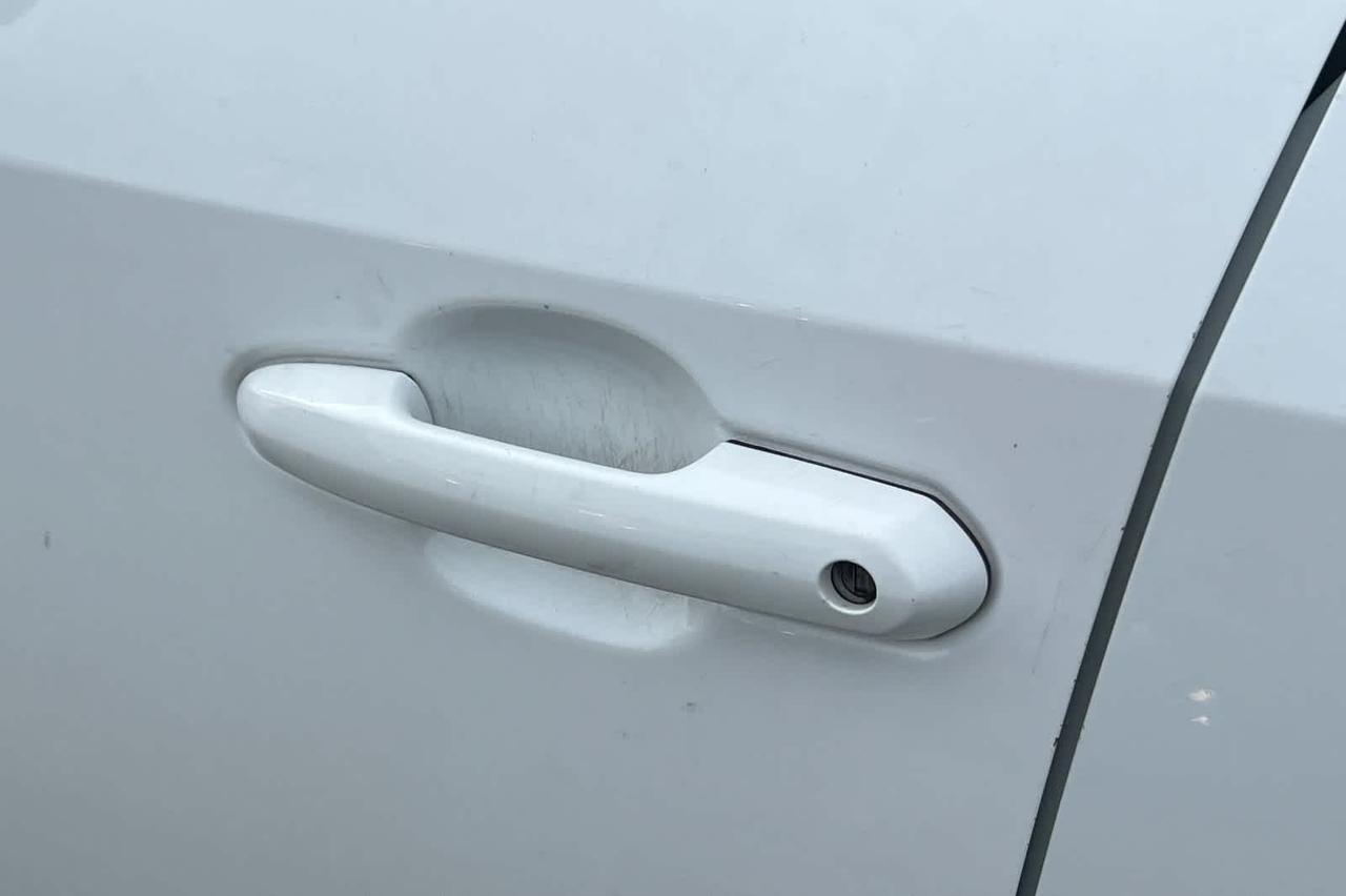 2022 Toyota RAV4 LE Roseville CA