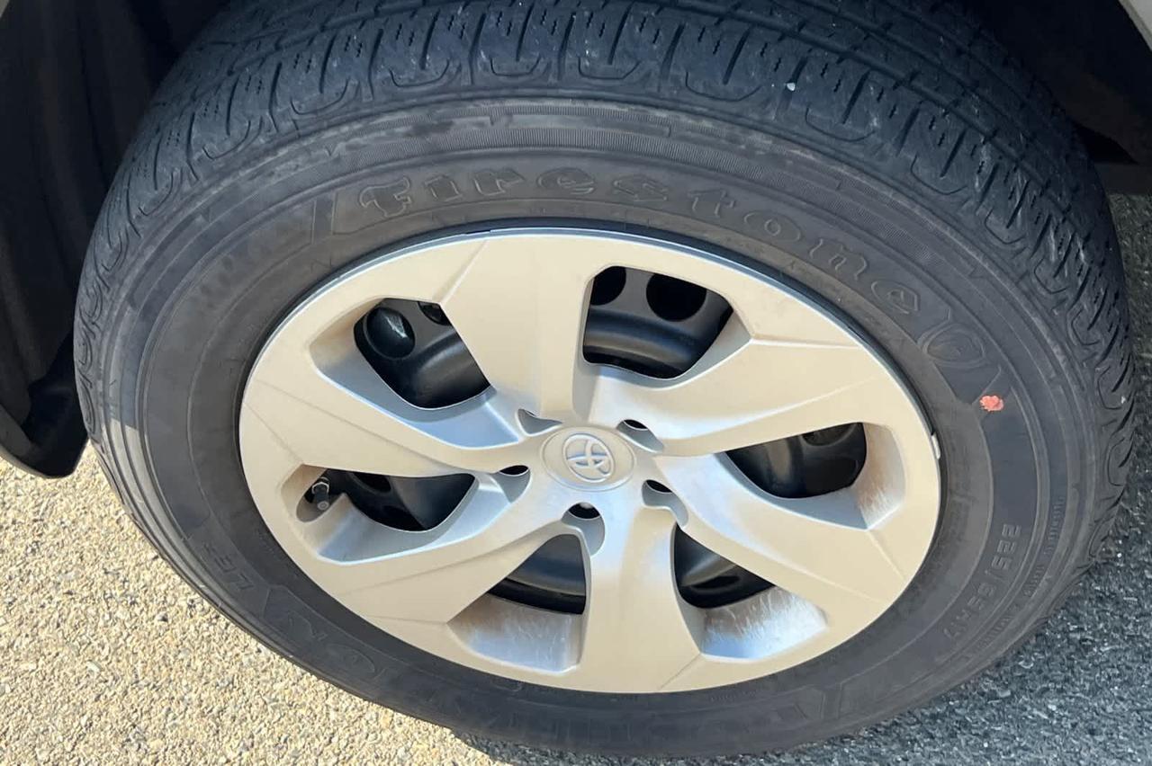2022 Toyota RAV4 LE Roseville CA