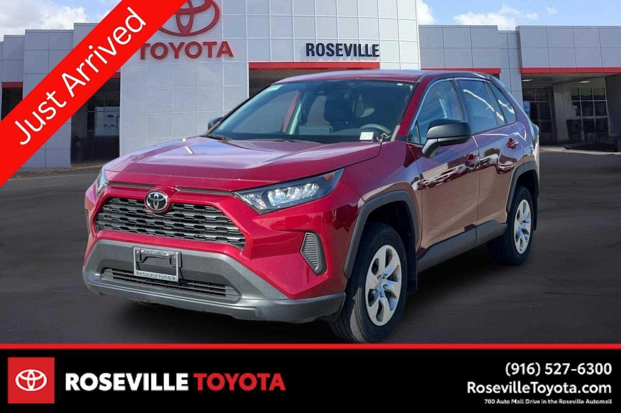 2022 Toyota RAV4 LE