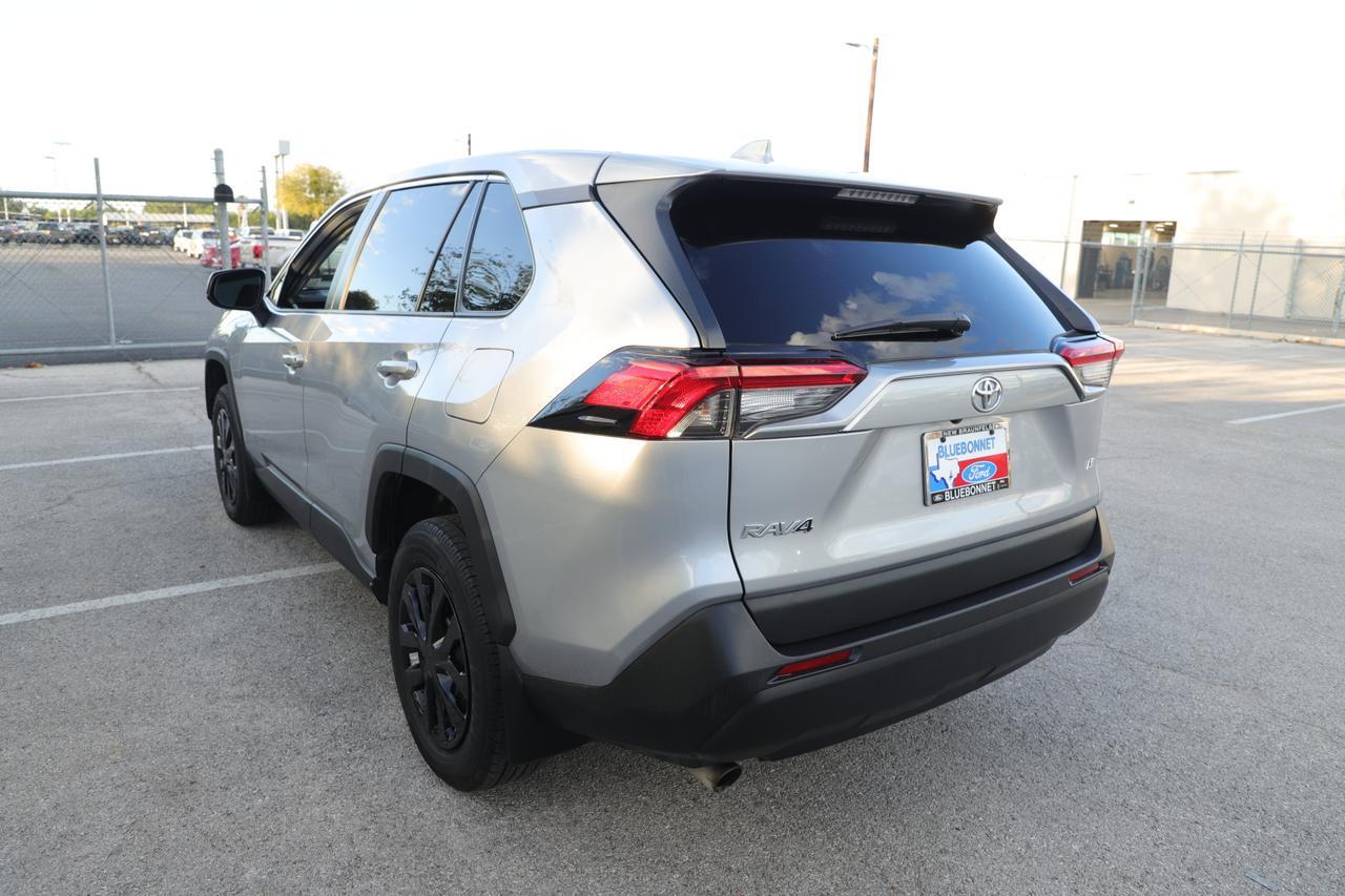 2022 Toyota RAV4 LE New Braunfels TX