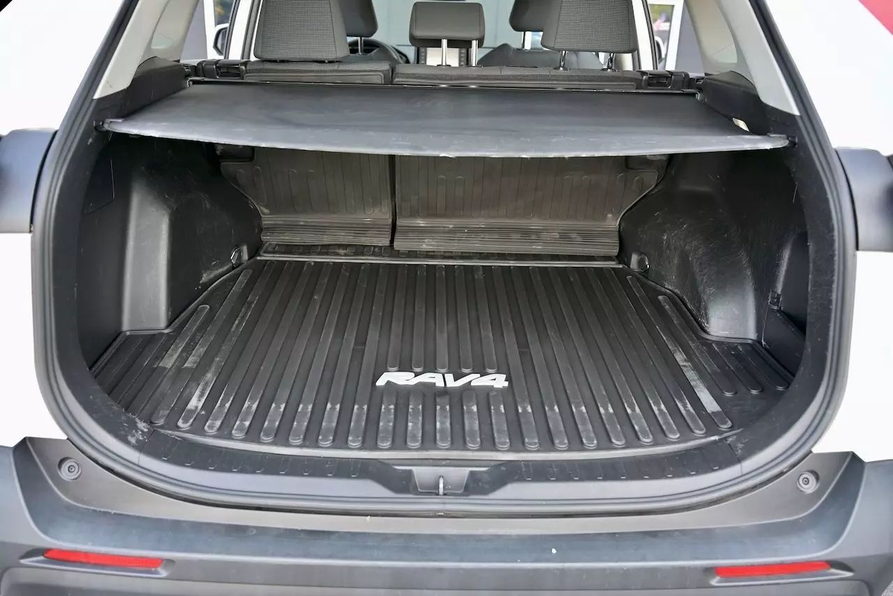 2022 Toyota RAV4 LE Sport Utility 4D Doral FL