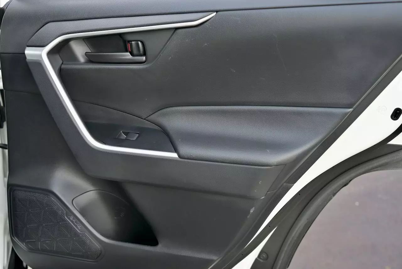 2022 Toyota RAV4 LE Sport Utility 4D Doral FL