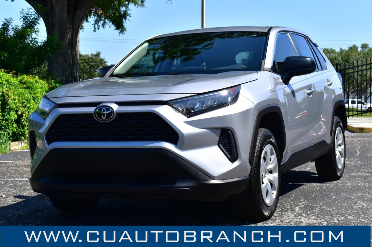 2022 Toyota RAV4 LE