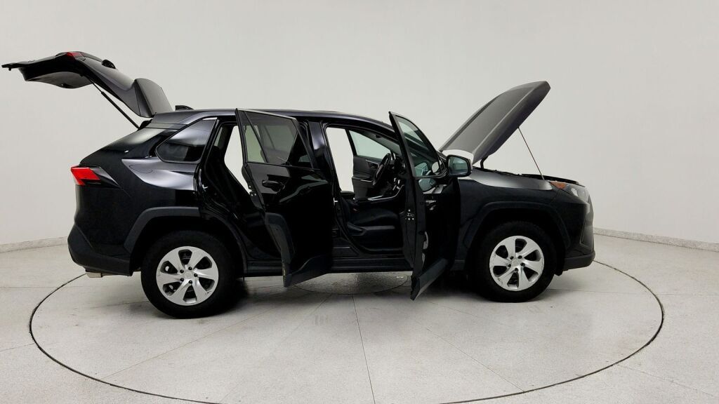 2022 Toyota RAV4 LE Laurel MD