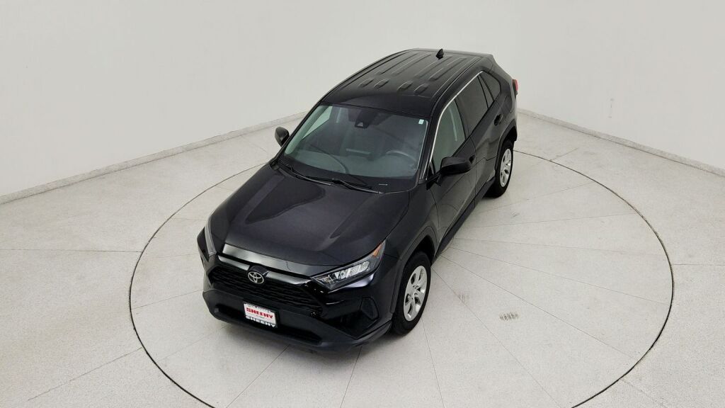 2022 Toyota RAV4 LE Laurel MD
