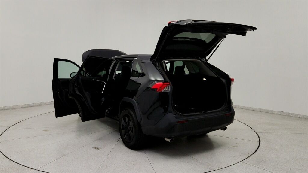 2022 Toyota RAV4 LE Laurel MD