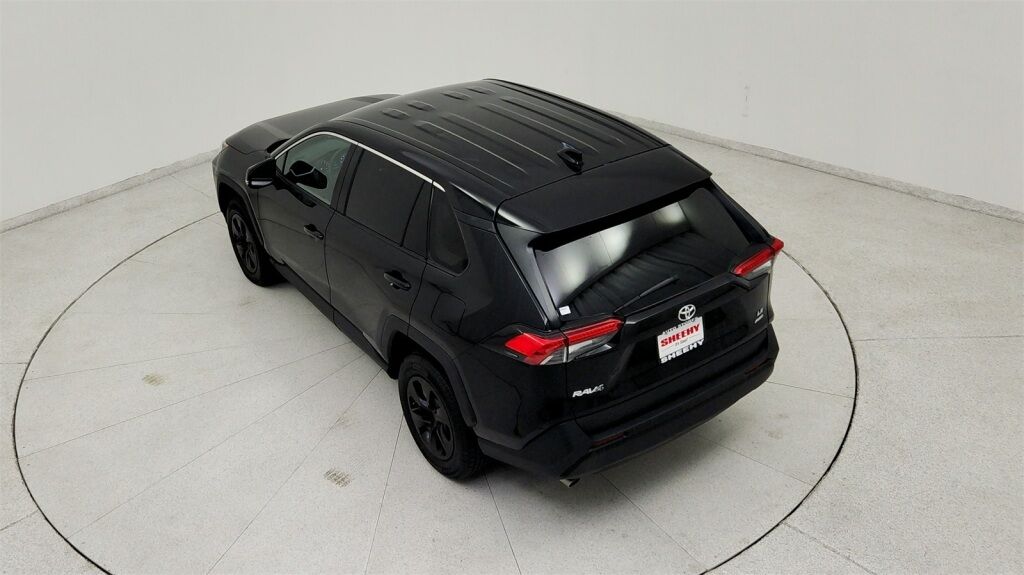 2022 Toyota RAV4 LE Laurel MD