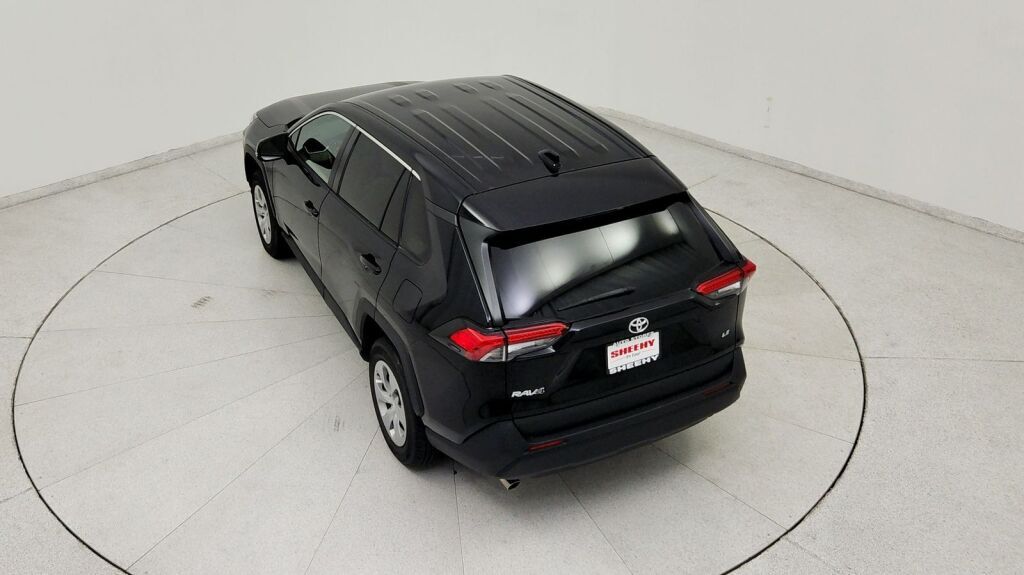 2022 Toyota RAV4 LE Laurel MD