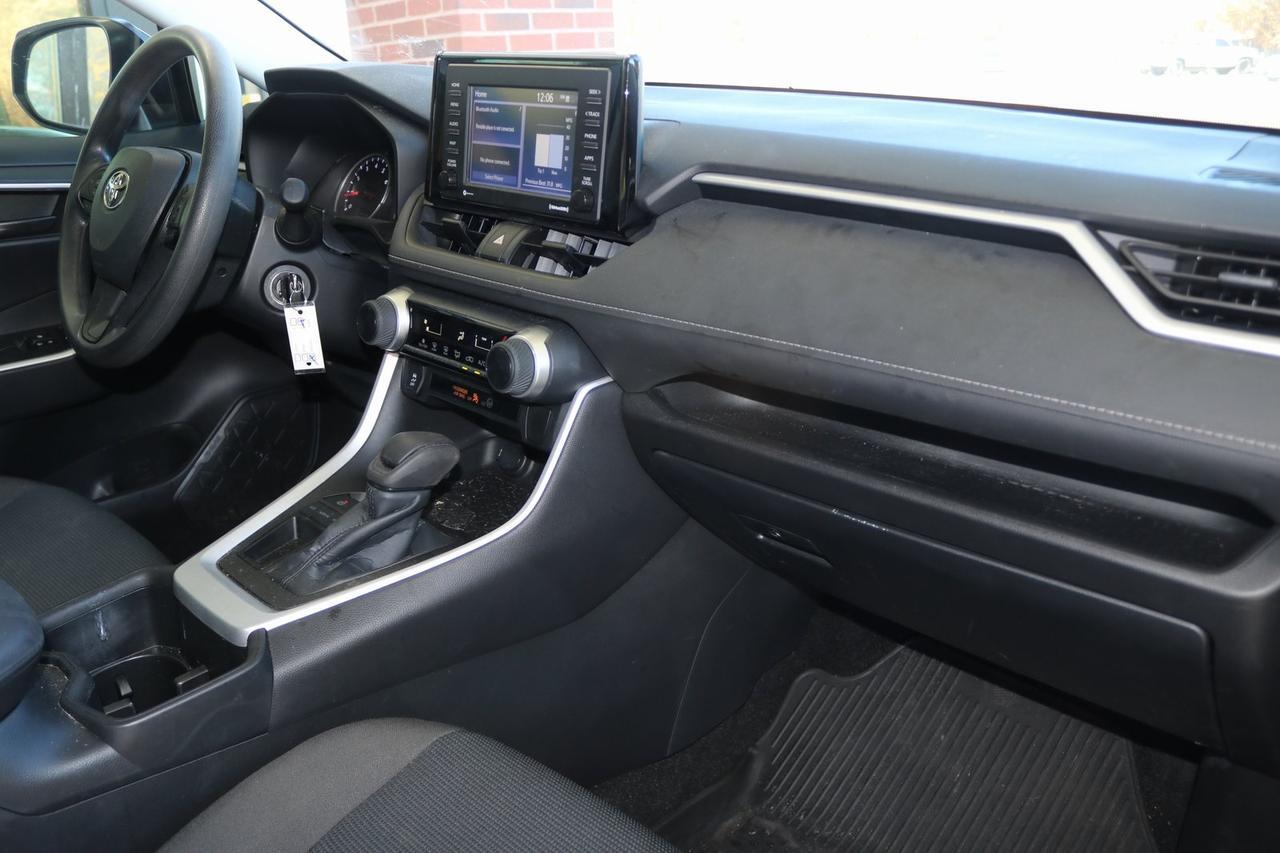 2022 Toyota RAV4 LE Fredericksburg VA