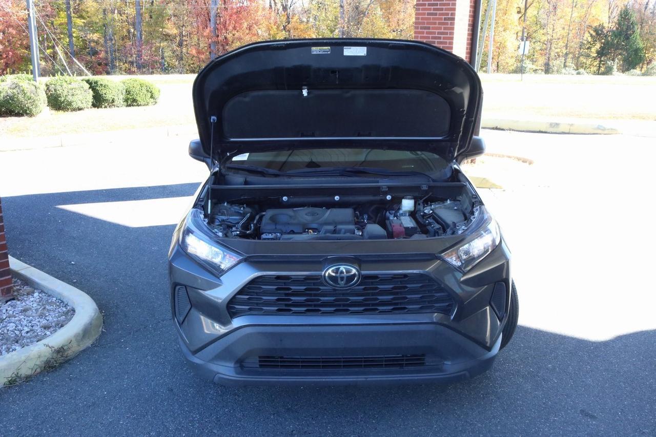 2022 Toyota RAV4 LE Fredericksburg VA