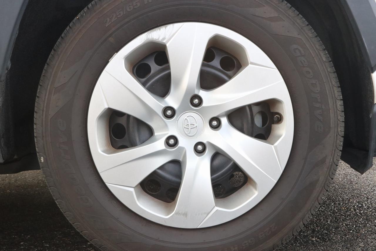 2022 Toyota RAV4 LE Fredericksburg VA