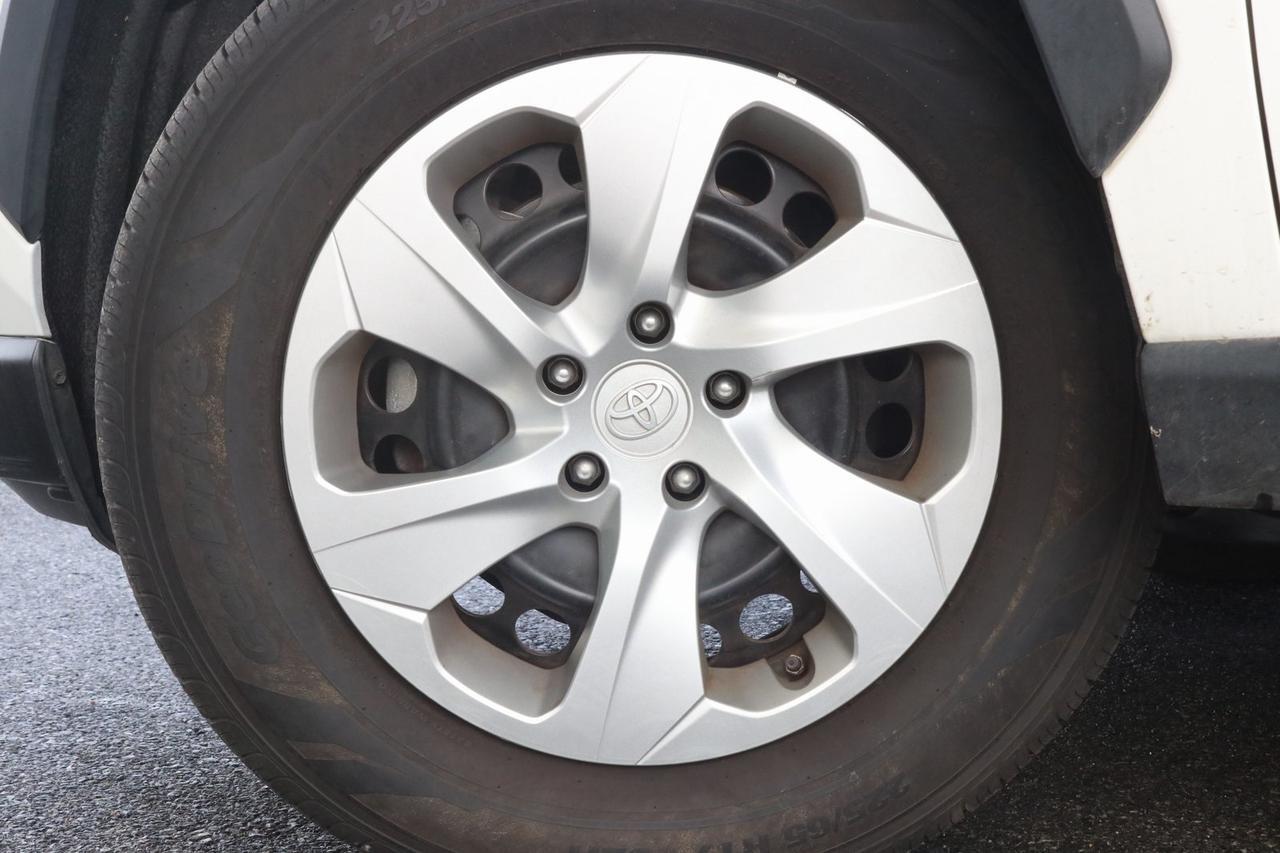 2022 Toyota RAV4 LE Fredericksburg VA