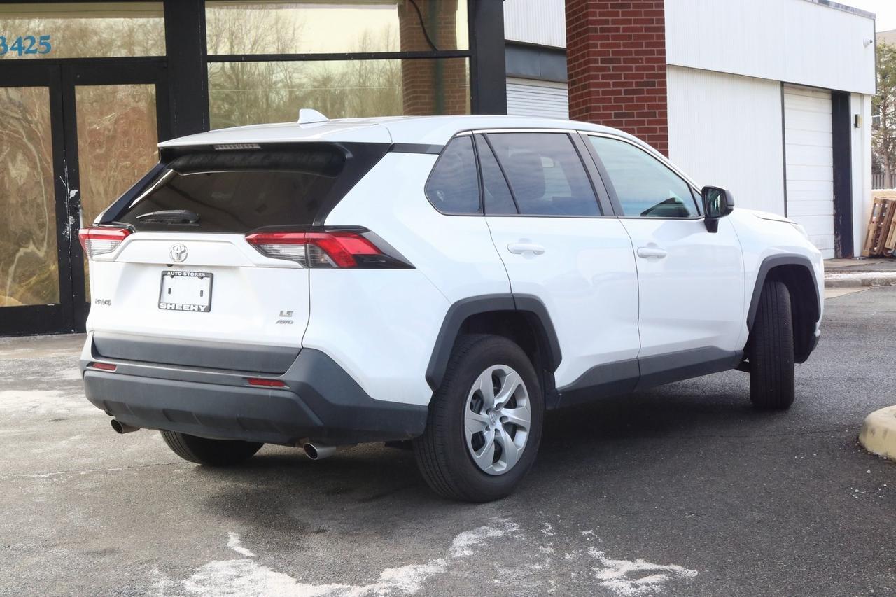 2022 Toyota RAV4 LE Fredericksburg VA