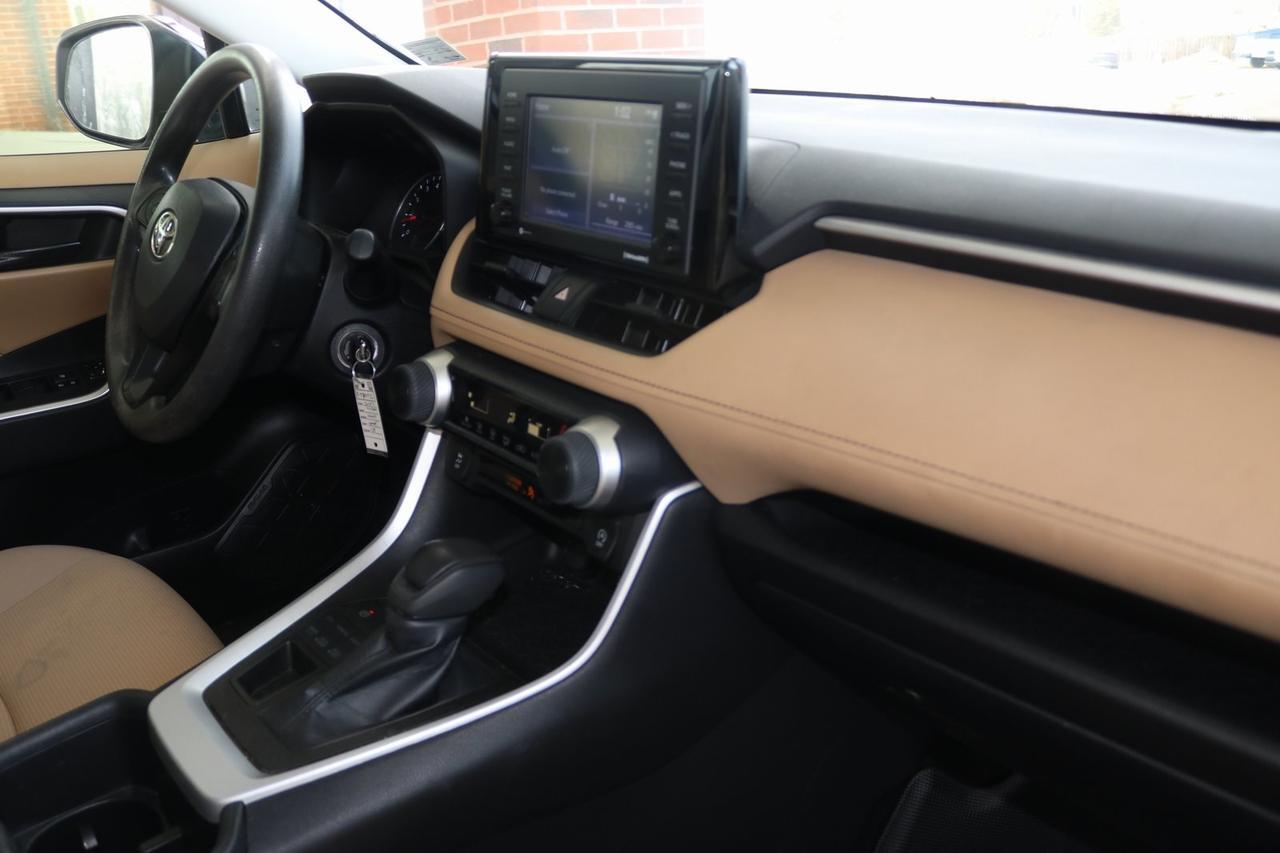 2022 Toyota RAV4 LE Fredericksburg VA